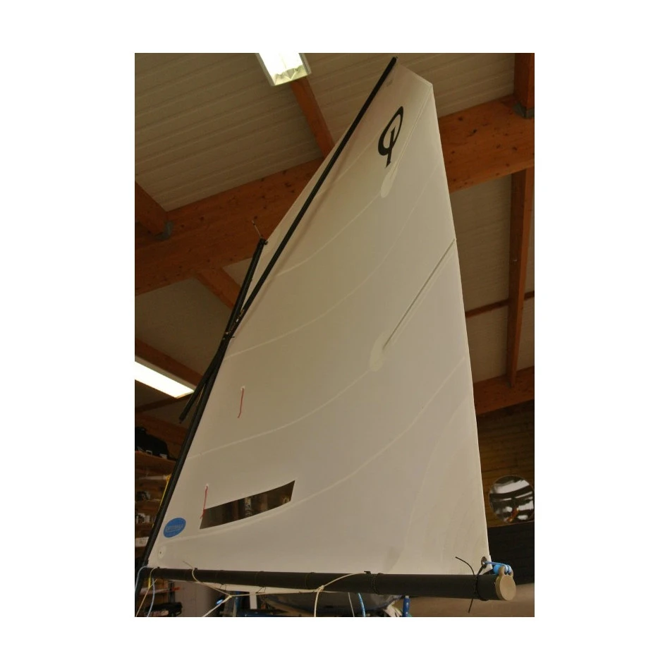 Voile Optimist Régate Optimax UNO 35-45KG 2 Voile Optimist Régate Optimax UNO 35-45KG – Image 2